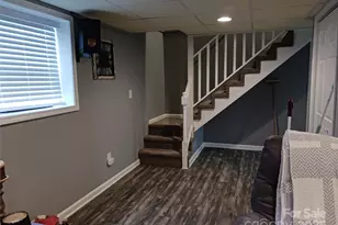 309 Rodoret St N, Valdese, NC 28690 - Photo 15