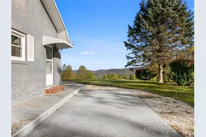 5481 Greenville Highway, Zirconia, NC 28790 - Photo 25