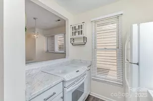 1101 E Morehead St, Charlotte, NC 28204 - Photo 7