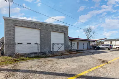 1041 N Main Street, Mooresville, NC 28115 - Photo 5