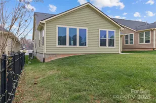 129 Johnson Manor St, Mooresville, NC 28115 - Photo 3