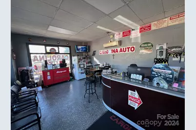 2140 US 70 Highway, Connelly Springs, NC 28612 - Photo 3