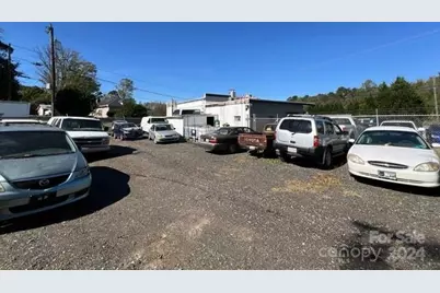 2140 US 70 Highway, Connelly Springs, NC 28612 - Photo 21