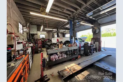 2140 US 70 Highway, Connelly Springs, NC 28612 - Photo 7