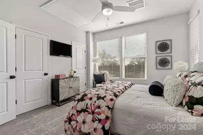 204 Monarch Creek Lane #The Plaza, Charlotte, NC 28206 - Photo 19