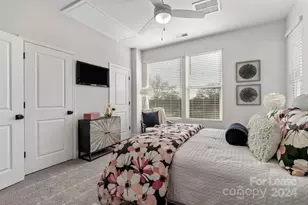 204 MONARCH Crk Ln, Charlotte, NC 28206 - Photo 19