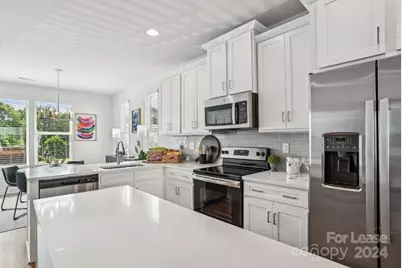 204 Monarch Creek Lane #The Plaza, Charlotte, NC 28206 - Photo 11