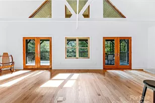 2725 Upper Brush Creek Rd, Marshall, NC 28753 - Photo 19