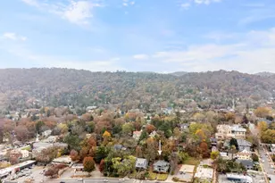 181 Merrimon Ave, Asheville, NC 28801 - Photo 13