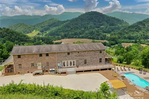 317 Camp Branch Rd, Clyde, NC 28721 - Photo 21