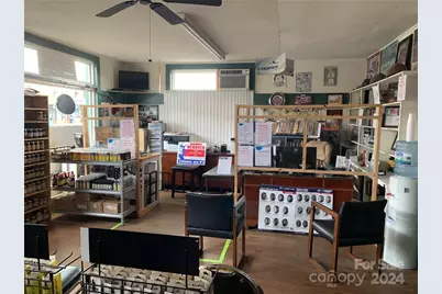 3239 W Main Street, Claremont, NC 28610 - Photo 5