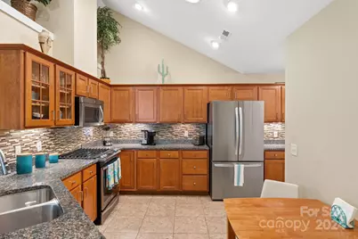 15 Westfield Way, Candler, NC 28715 - Photo 11