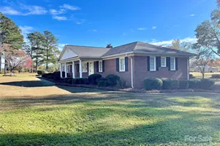 5486 Kershaw Camden Hwy, Heath Springs, SC 29058 - Photo 3