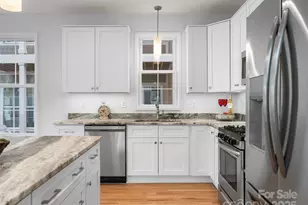 36 Skyvue Ct, Saluda, NC 28773 - Photo 5