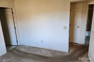 20 Coventry Ln, Burnsville, NC 28714 - Photo 9