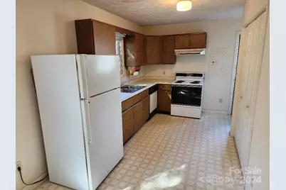 20 Coventry Lane, Burnsville, NC 28714 - Photo 3