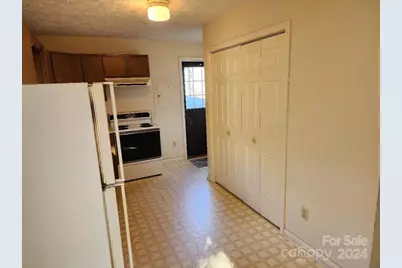 20 Coventry Lane, Burnsville, NC 28714 - Photo 5