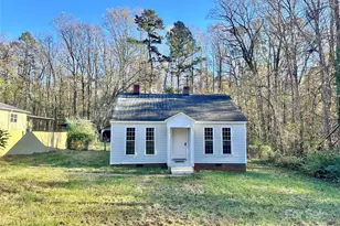 722 Tanglewood Dr, Salisbury, NC 28144 - Photo 1