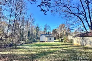 722 Tanglewood Dr, Salisbury, NC 28144 - Photo 17