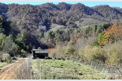 2200 Walnut Creek Road, Marshall, NC 28753 - Photo 21