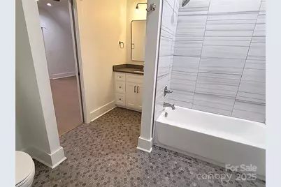 405 19th Avenue Circle NW, Hickory, NC 28601 - Photo 35