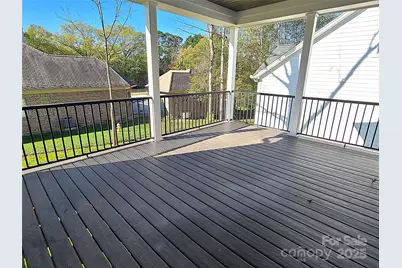 405 19th Avenue Circle NW, Hickory, NC 28601 - Photo 41