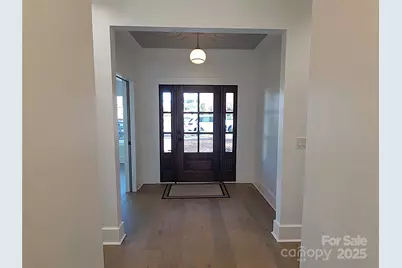 405 19th Avenue Circle NW, Hickory, NC 28601 - Photo 3