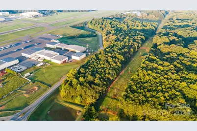 130 Aviation Drive, Statesville, NC 28677 - Photo 7