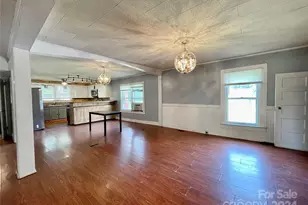 142 Swink St SW, Concord, NC 28027 - Photo 5