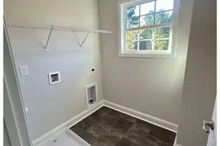 200 Fostoria Pl, Albemarle, NC 28001 - Photo 5