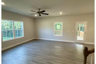 200 Fostoria Pl, Albemarle, NC 28001 - Photo 3