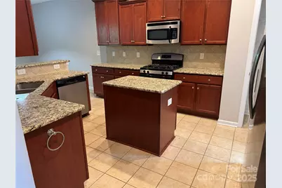 7108 Kinley Commons Lane, Charlotte, NC 28278 - Photo 5