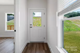 223 Cherrywood Wy, Asheville, NC 28806 - Photo 3