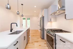 213 New Stock Rd, Asheville, NC 28804 - Photo 11