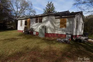 523 Hoyle St, Dallas, NC 28034 - Photo 11