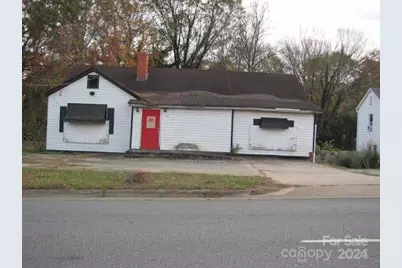 617 E Garrison Boulevard, Gastonia, NC 28054 - Photo 1