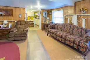 3059 Nc 261 Hwy, Bakersville, NC 28705 - Photo 15