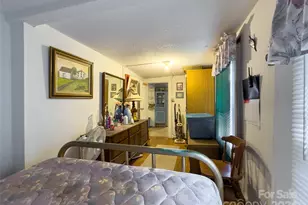 3059 Nc 261 Hwy, Bakersville, NC 28705 - Photo 31