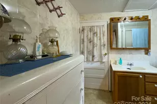 3059 Nc 261 Hwy, Bakersville, NC 28705 - Photo 29