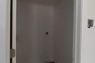 637 E Front St, Statesville, NC 28677 - Photo 13