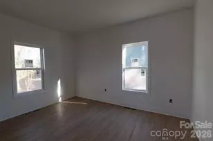 637 E Front St, Statesville, NC 28677 - Photo 15