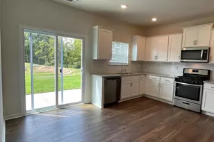 5060 Deisy May Ln, Matthews, NC 28105 - Photo 5