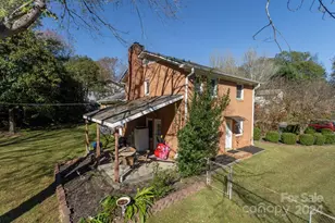 1315 Shady Bluff Dr, Charlotte, NC 28211 - Photo 31