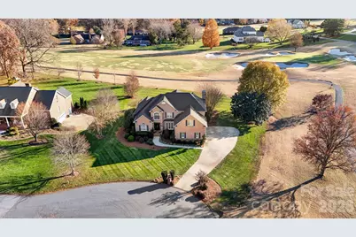 2425 Birdie Lane NE, Conover, NC 28613 - Photo 3