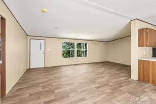 20 Windy Mountain Ln, Hendersonville, NC 28792 - Photo 7