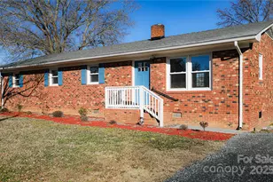 31655 Pinewood Dr, New London, NC 28127 - Photo 1