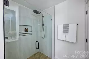 2019 Thurmond Pl, Charlotte, NC 28205 - Photo 11