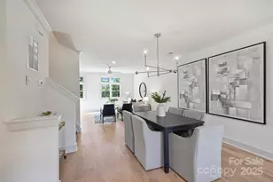 2023 Thurmond Pl, Charlotte, NC 28205 - Photo 5