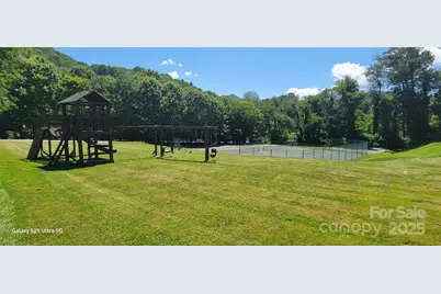 9999 Honeysuckle Drive #10, Waynesville, NC 28786 - Photo 9