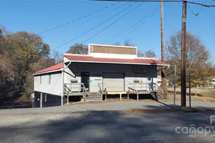 214 E Trade St, Dallas, NC 28034 - Photo 3